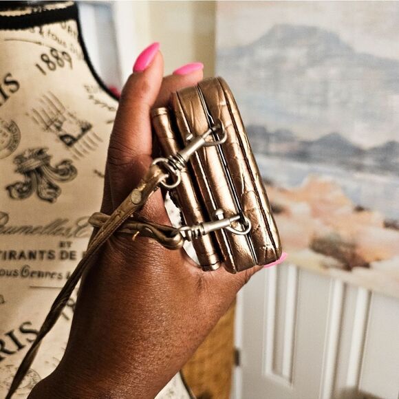 Y2K Faux Leather Blinged Out Detail Rectangular Compact Mini Purse. - Picture 12 of 15